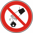 Знак безопасности "Запрещается тушить водой"
